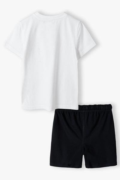 White t-shirt shorts and bag