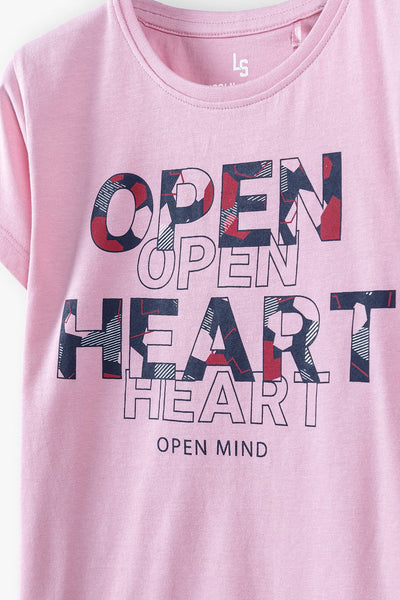 Cotton pink girls' t-shirt with the `` Open heart '' inscription